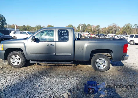 2011 Chevrolet Silverado 1500 Lt z USA, uszkodzony, nr VIN 1GCRCSE05BZ308895